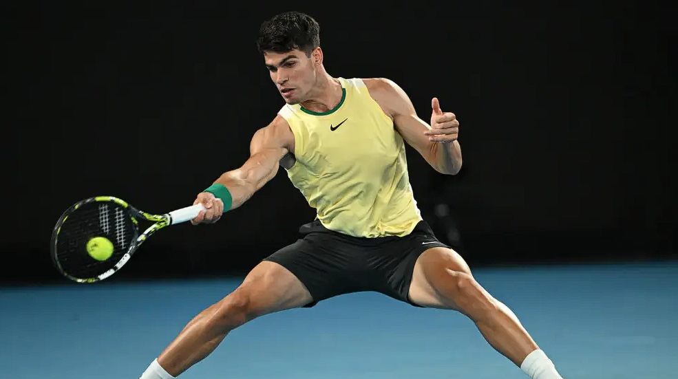 ¿Qué empuñaduras usan los tenistas profesionales en el revés?